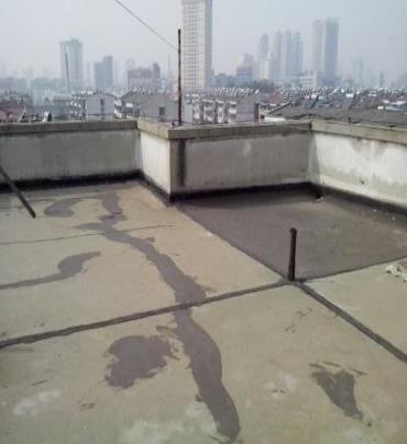 楚雄漏水维修 楼顶漏水是什么原因，楼顶漏水维修方法是什么?